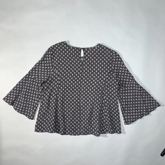 Top Part Two - Picture 6 of 7